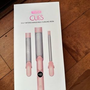 Tymo cues curling irons interchangeable. .5, 1.0 and 1.5 ceramic